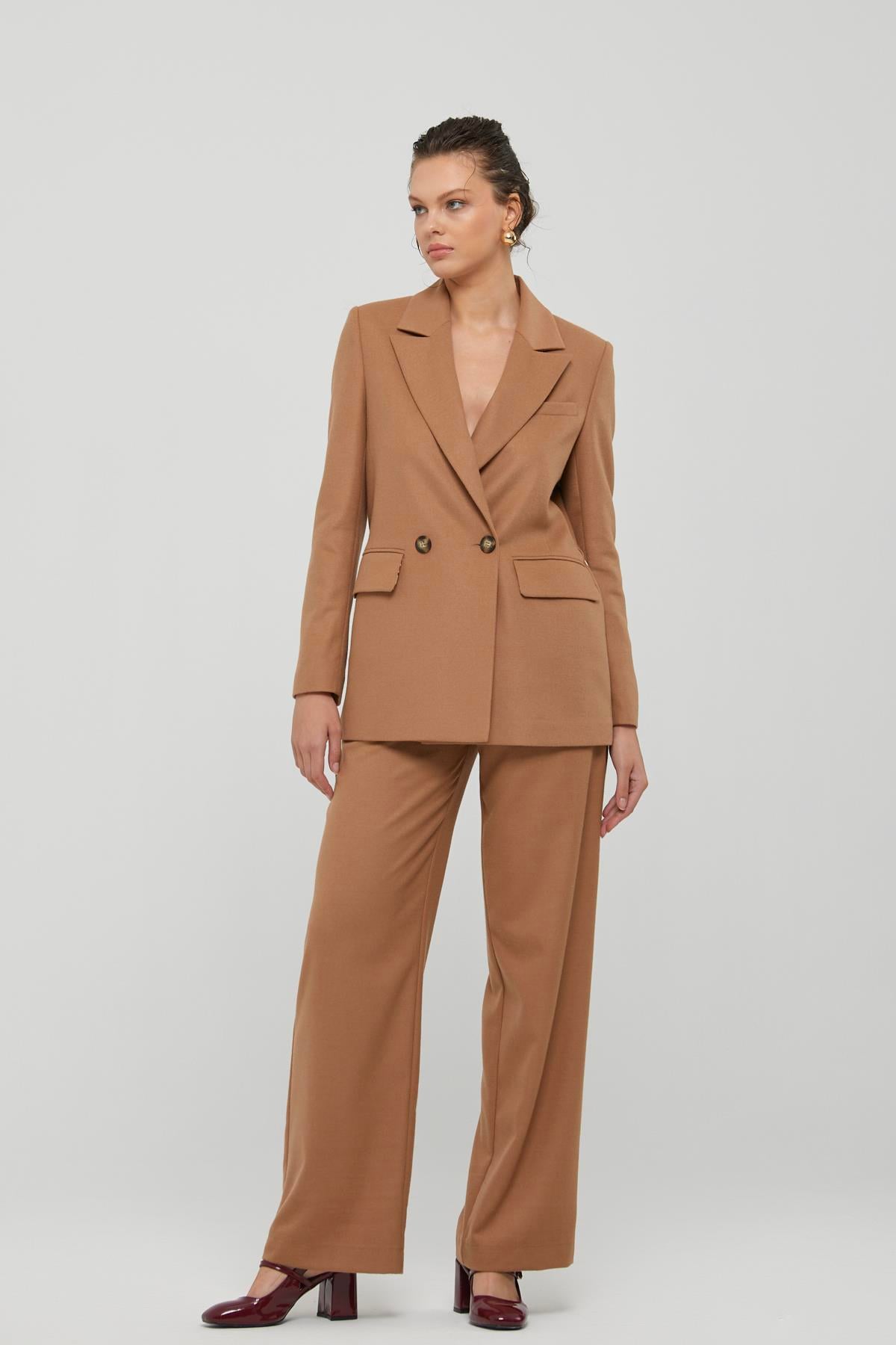 NAAR 91642 CEKET CAMEL