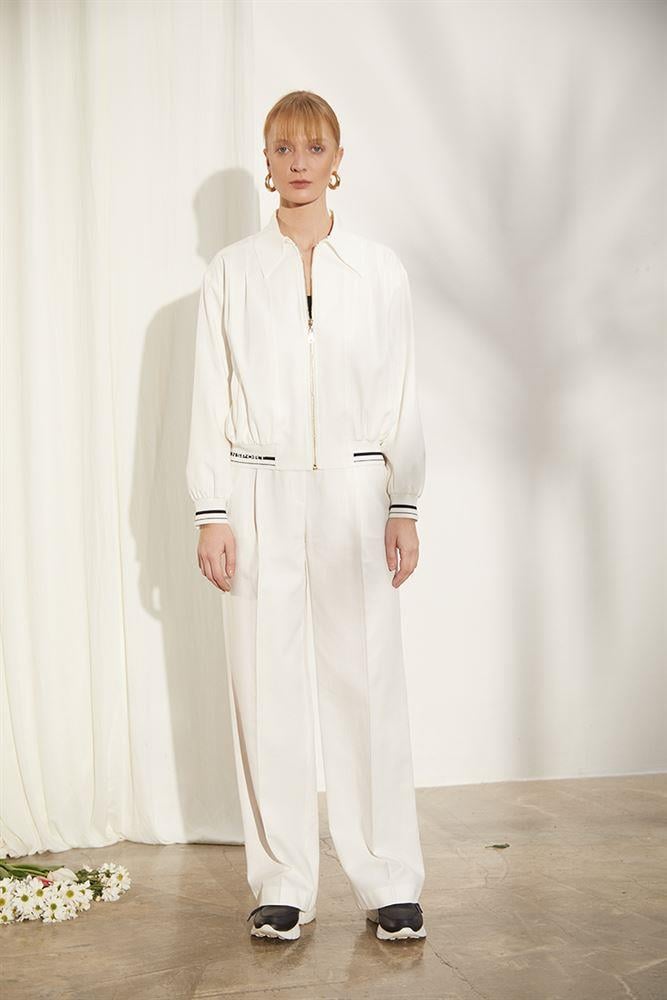 NAAR 81618 BOMBER EKRU