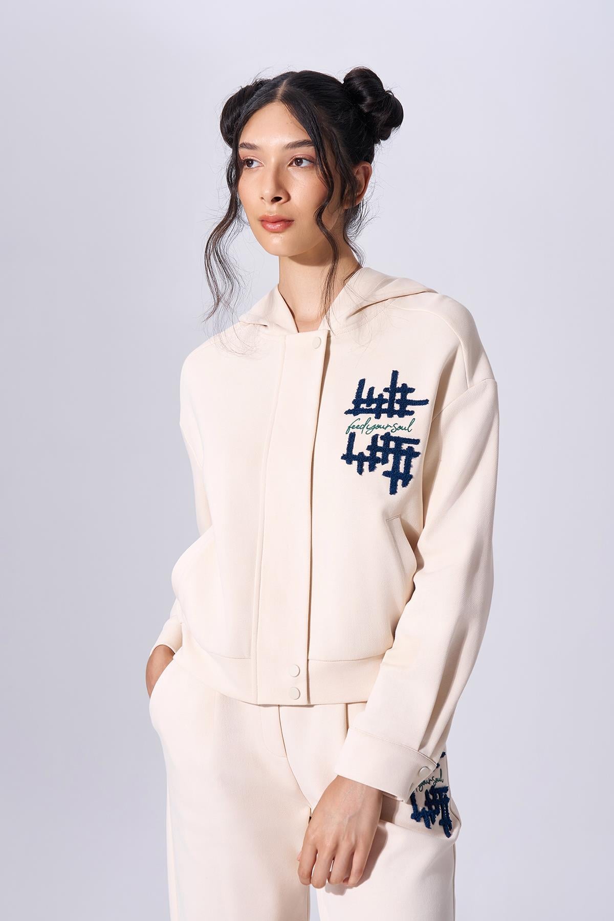 NAAR 91607 BOMBER KREM