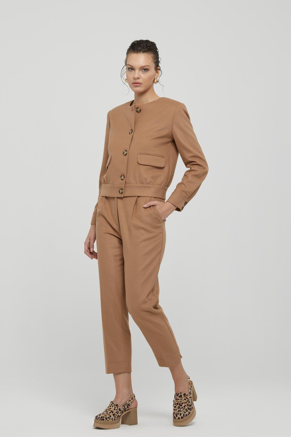 NAAR 91647 BOMBER CAMEL · 3