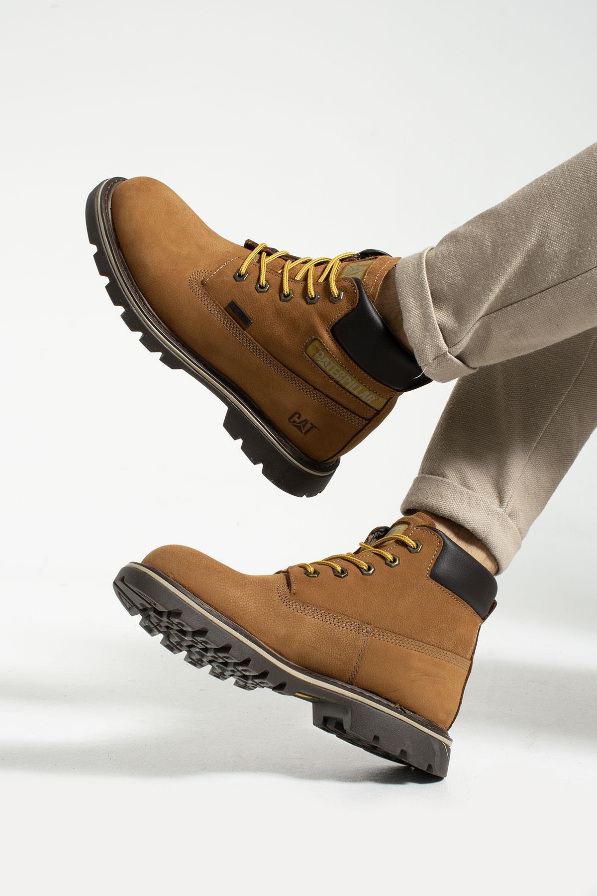 Caterpillar Founder-X WP Brown Erkek Nubuk Kahverengi Bot 015M101316