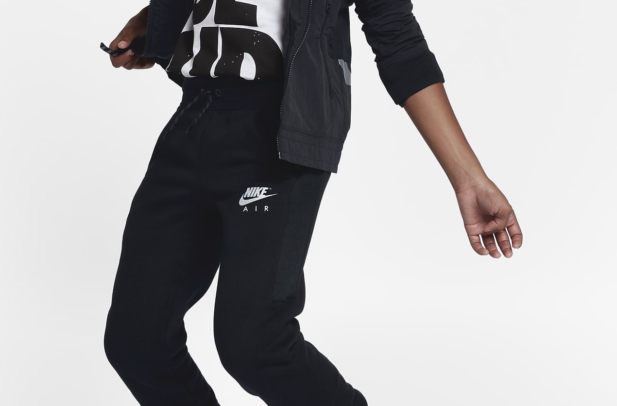 Rahatlık Hiç Bu Kadar Rahat Olmamıştı Dedirten Nike Eşofmanlar