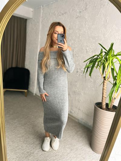 Madonna yaka triko elbise-175