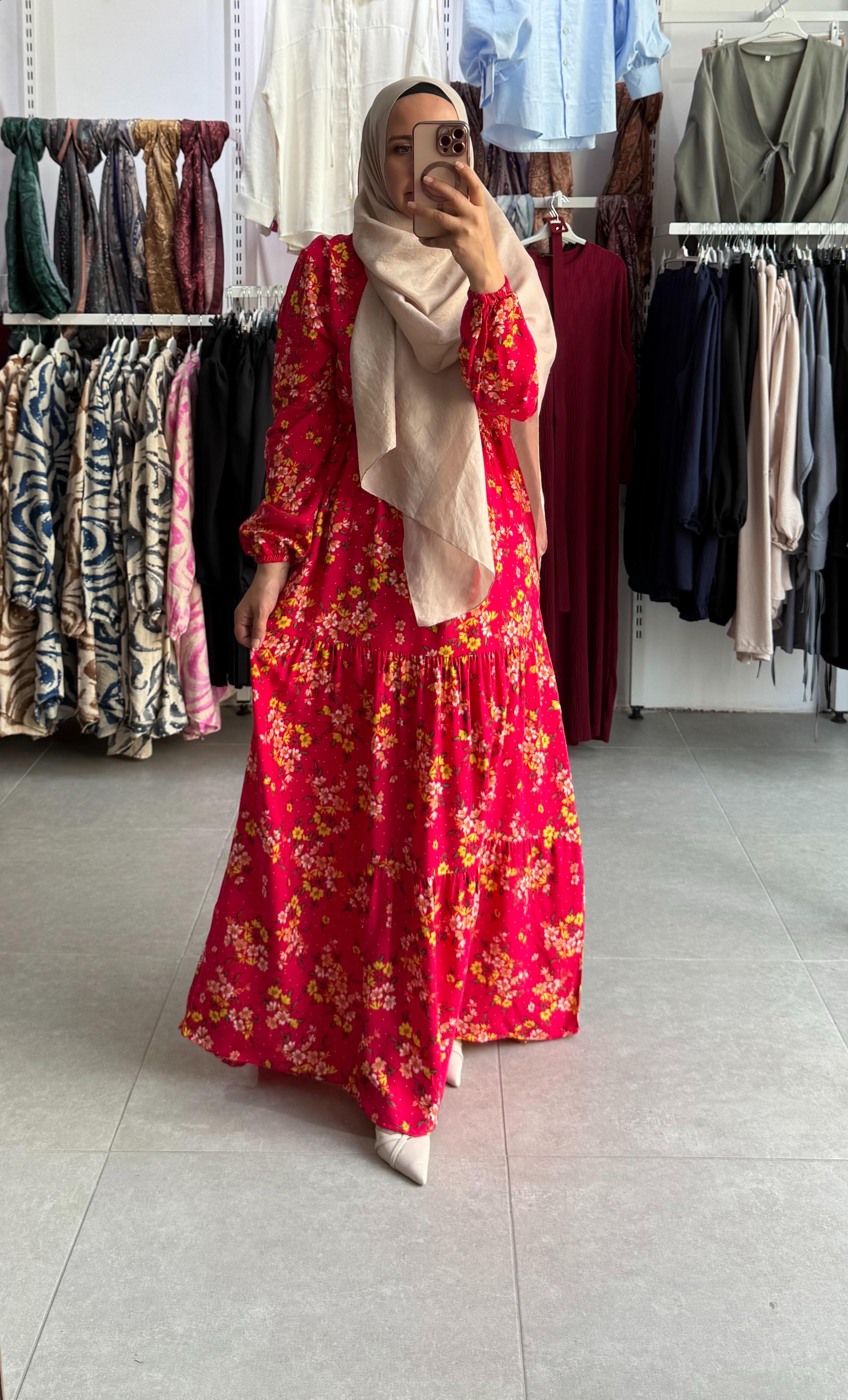 TESETTÜR BÜZGÜ MODEL ELBİSE KIRMIZI