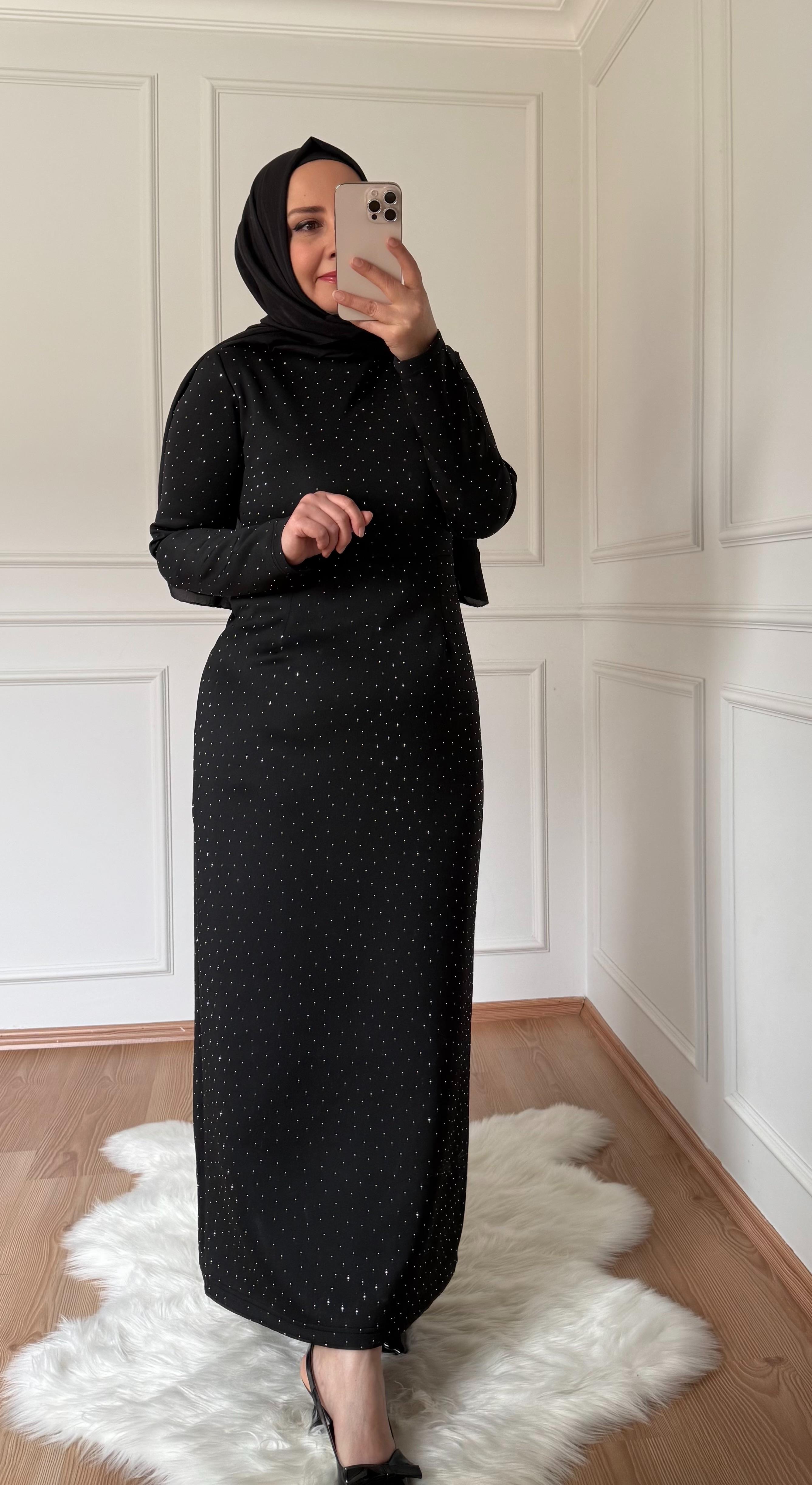 TESETTUR  SCUBA TAŞLI ELBİSE SİYAH