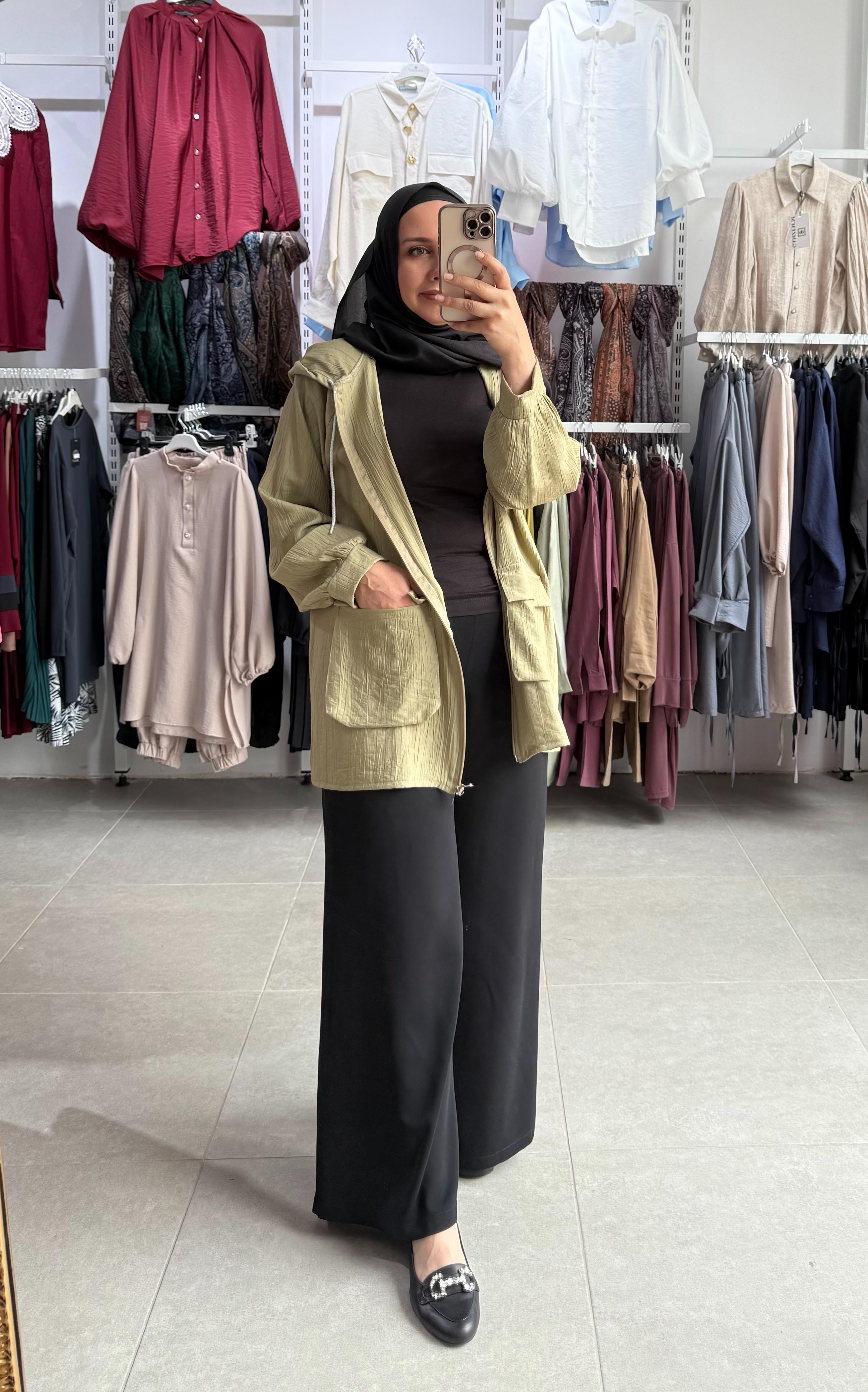 TESETTÜR CEPLİ KAP YEŞİL