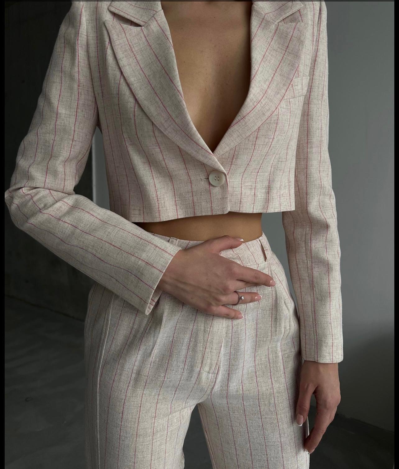 Kadın Pembe Çizgili Keten Crop Ceket