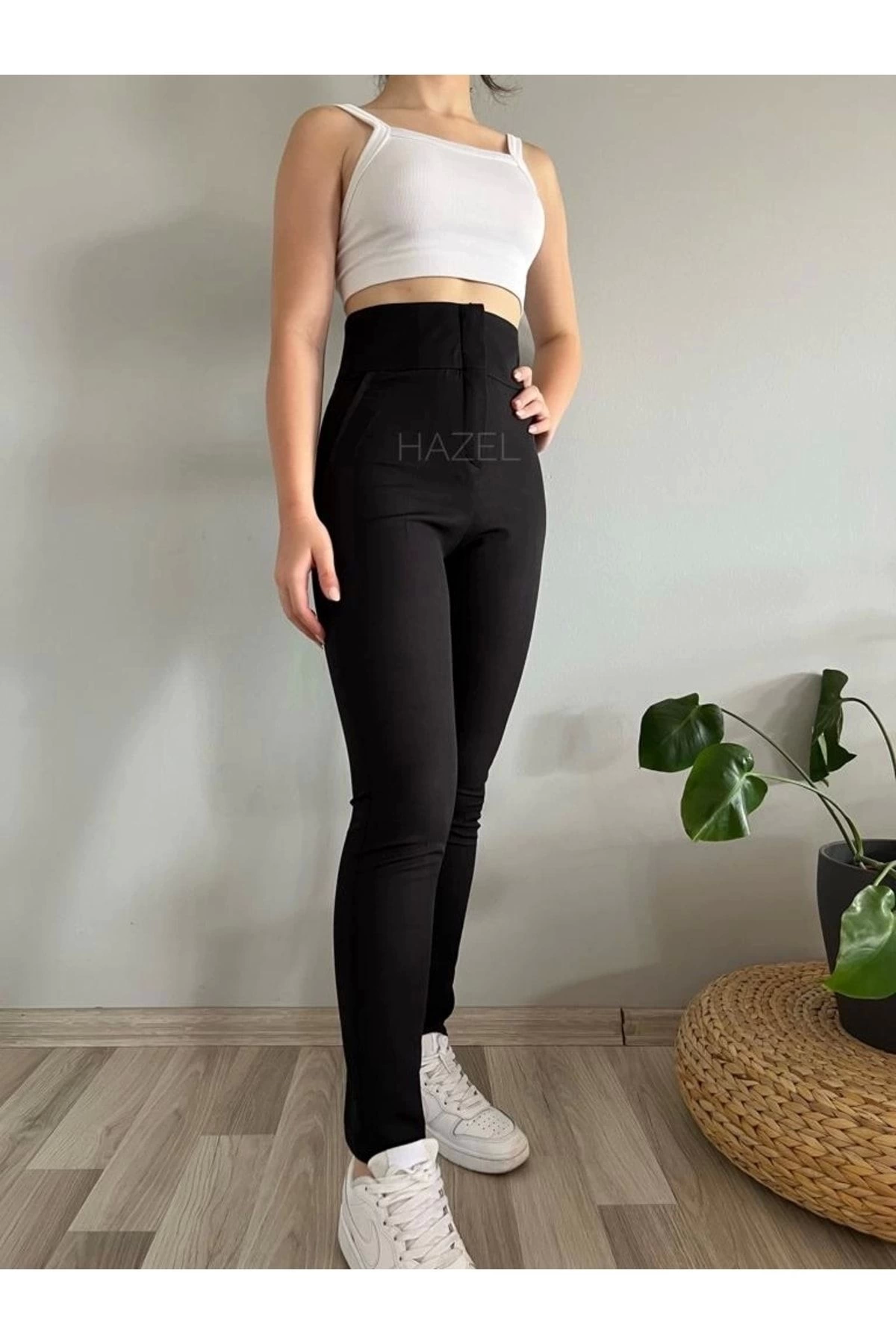 Kadın Siyah Extra Yüksek Bel Toparlayıcı Dar Paça Kumaş Pantolon