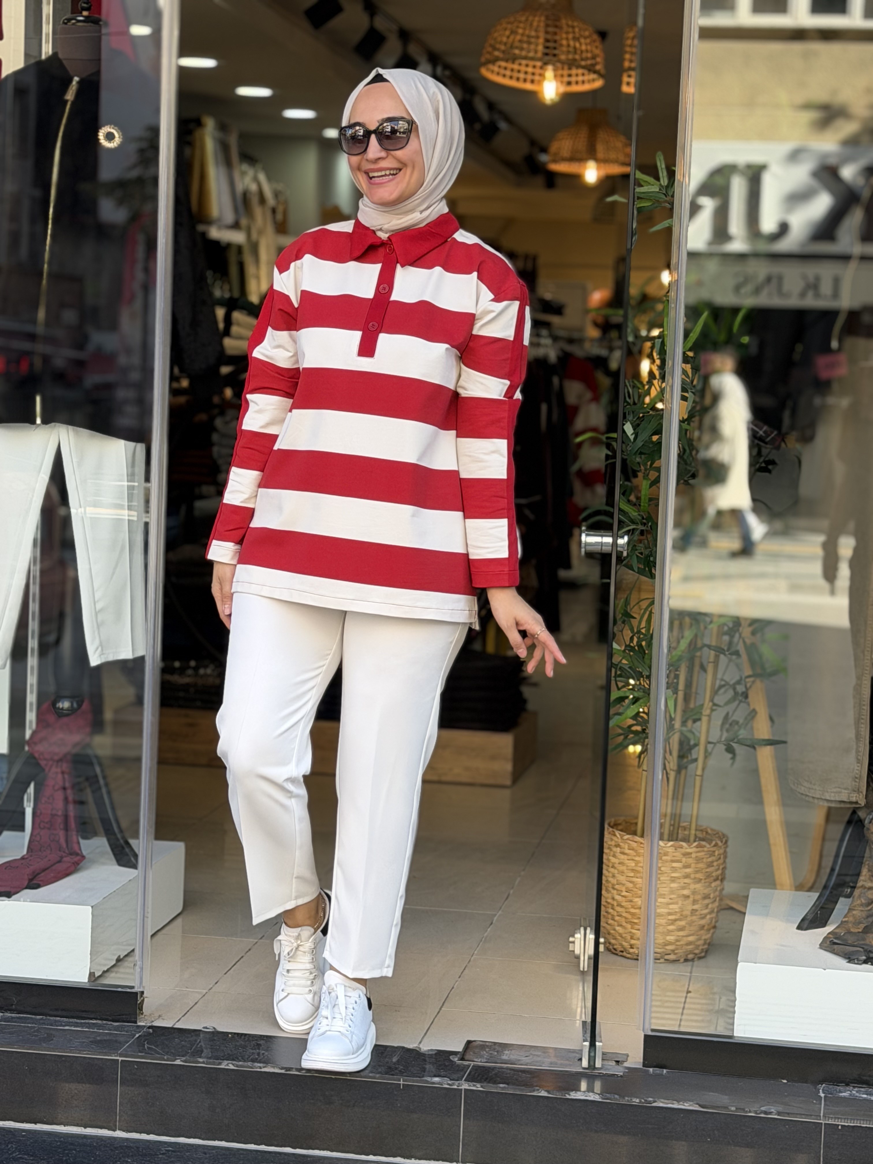 5889 YAKALI ÇİZGİLİ SWEAT KIRMIZI