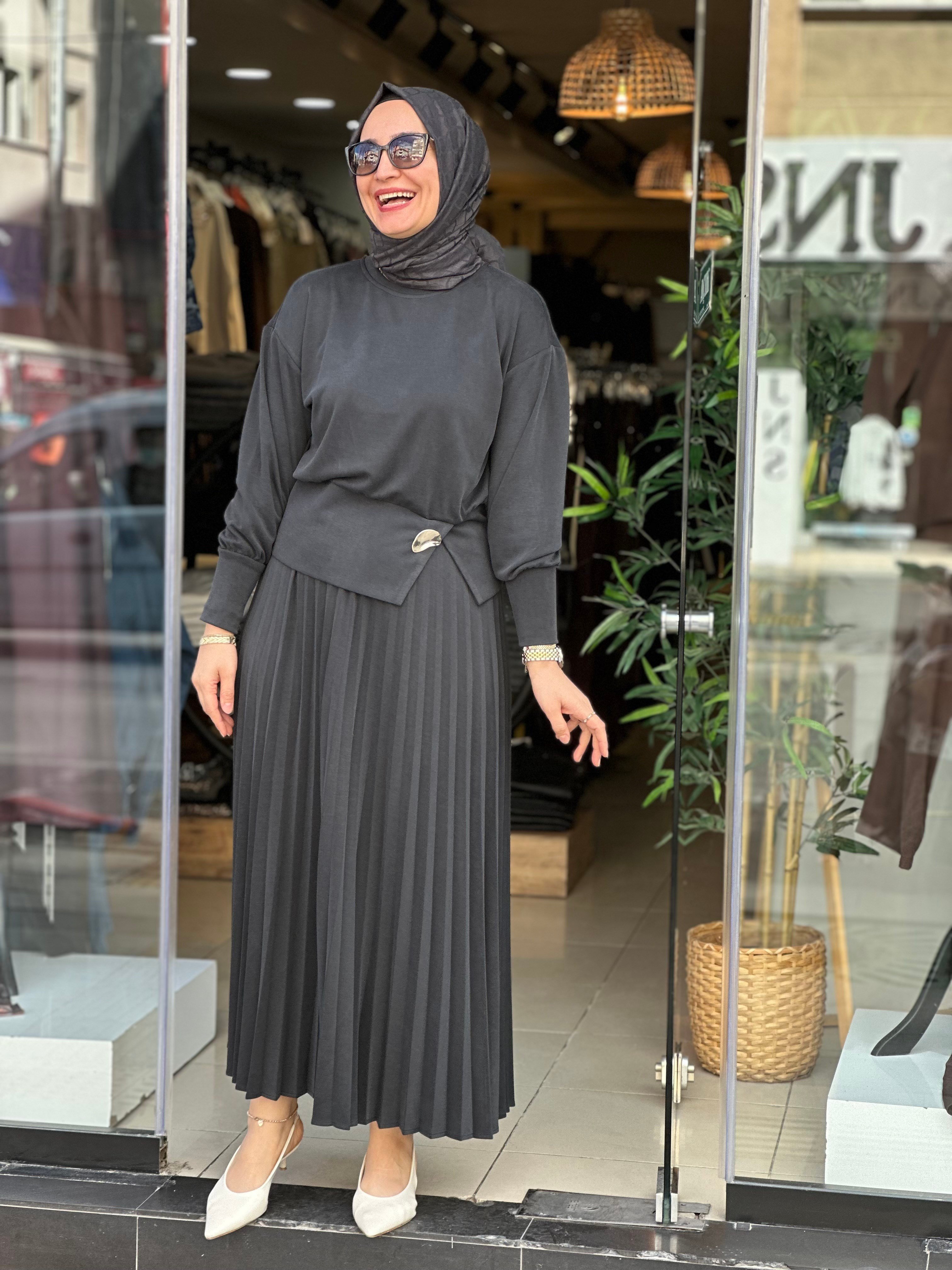 1449 TAKIM ETEKLİ LACİ