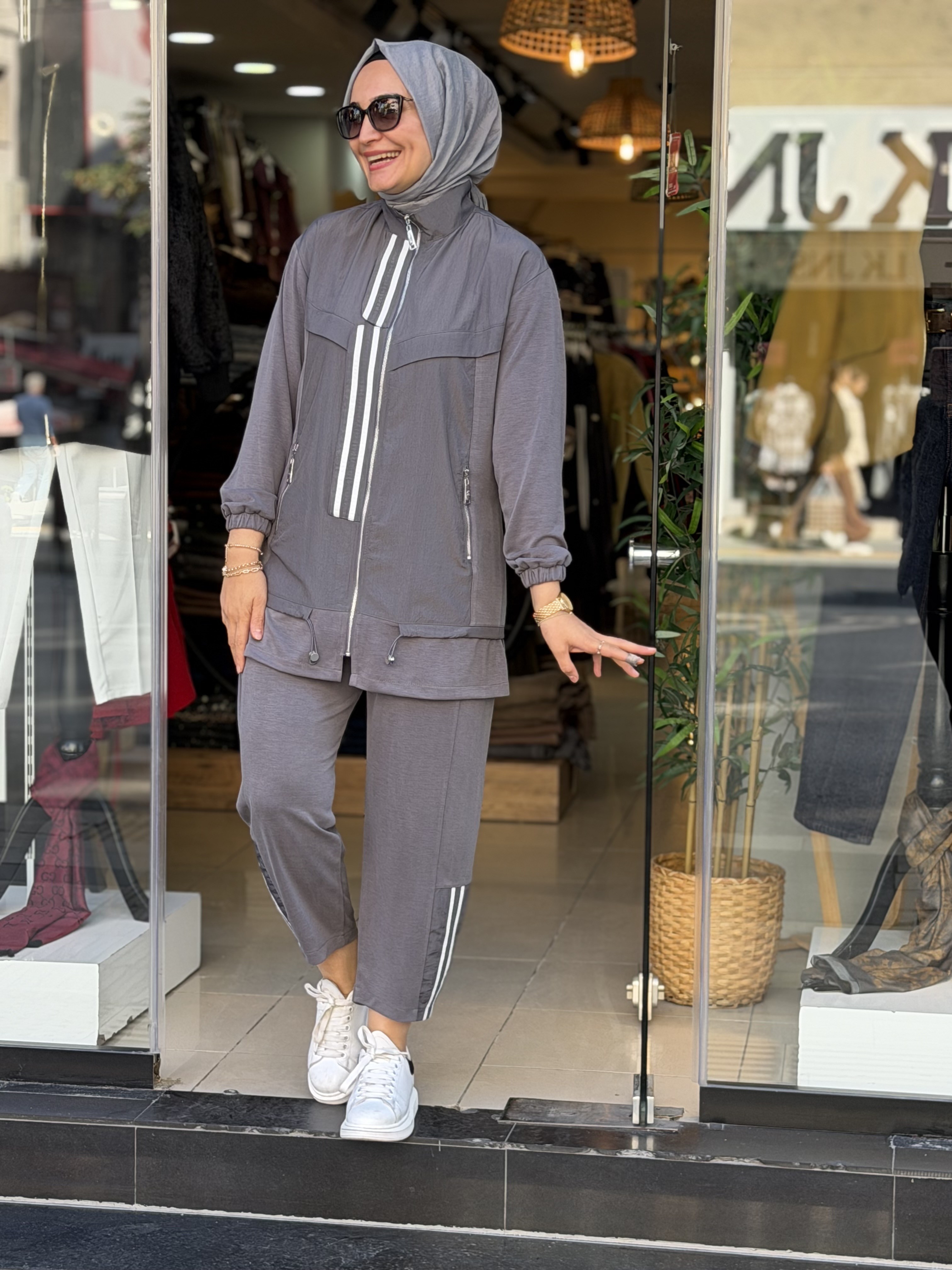 1627 SPOR TAKIM ÇİZGİLİ GRİ