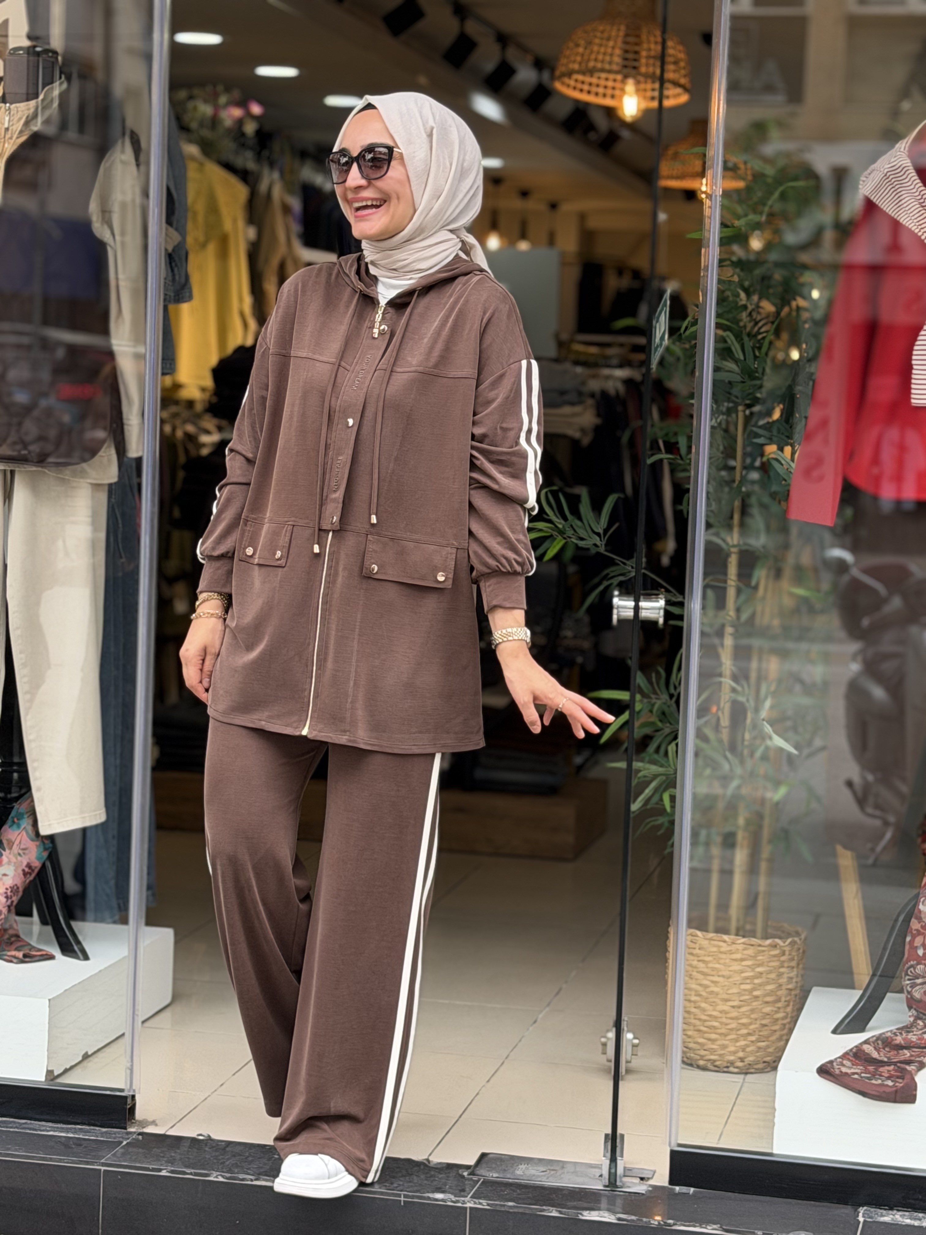 3726 ŞERİTLİ TAKIM KAHVE