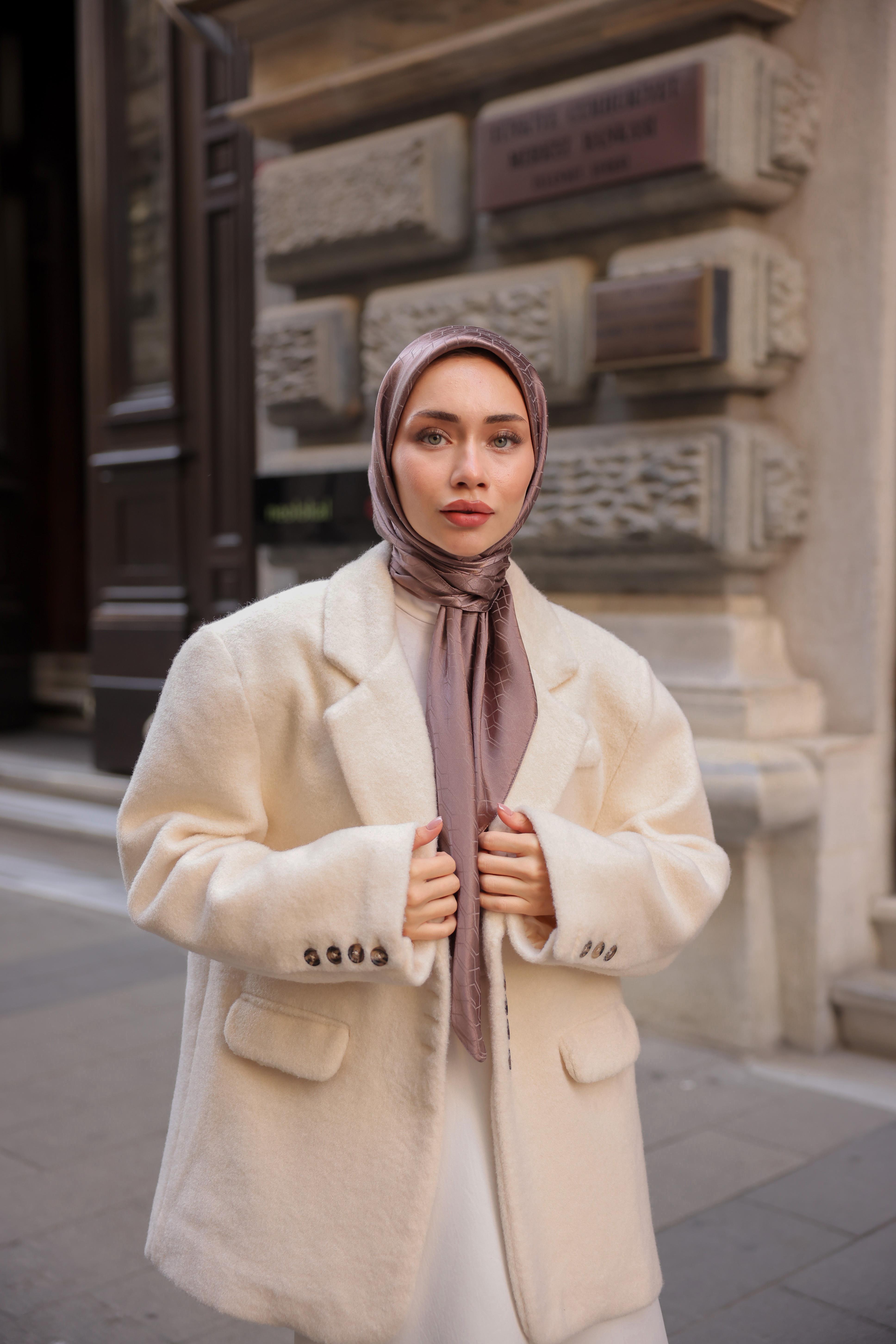 Chic Desen İpeksi Jakar Eşarp Moda Vizonu