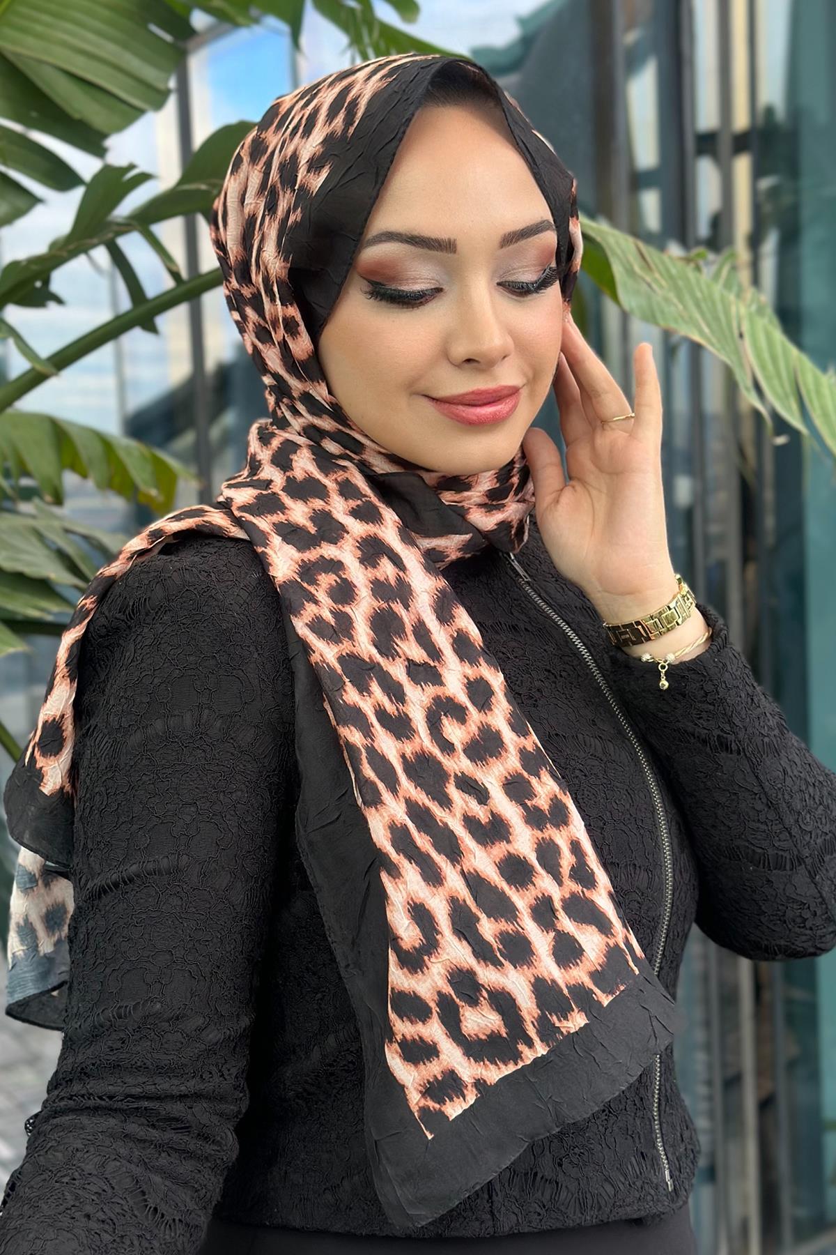 Leopar Desen Kraş Şal Siyah