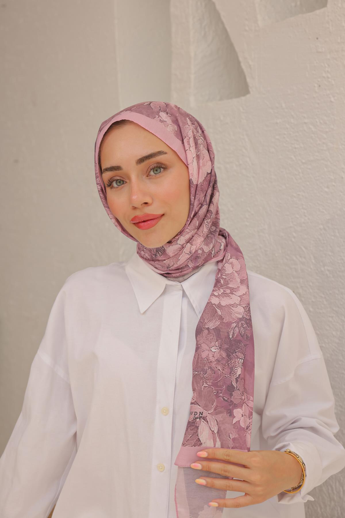 Tulip Desenli Pamuk Şal Pudra