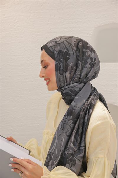 Begonia Desenli Pamuk Şal Siyah