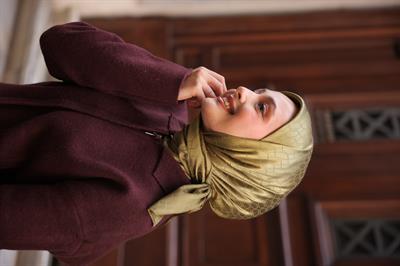 Chic Desen İpeksi Jakar Eşarp Çiğ Badem