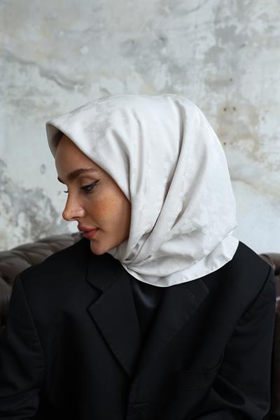 Eskiz Kazayağı Eşarp Taş