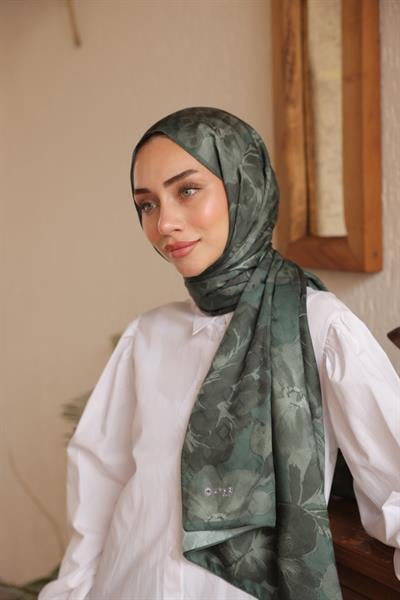 İntense Desenli Pamuk Şal Çimen