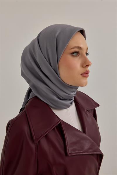 İpeksi Nokta Monogram Eşarp Puslu Gri
