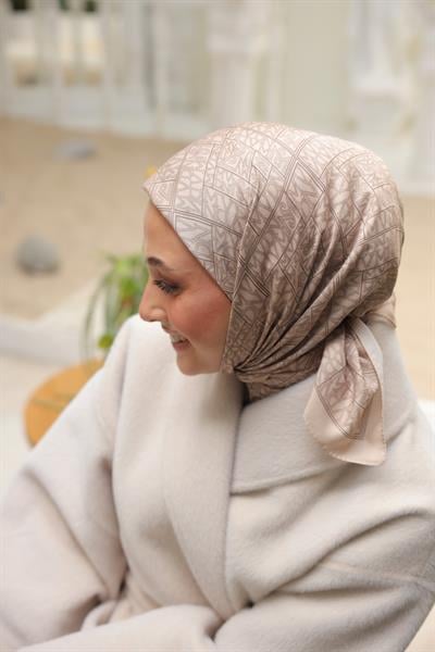 Kaşe Desenli Pamuk Eşarp Vizon