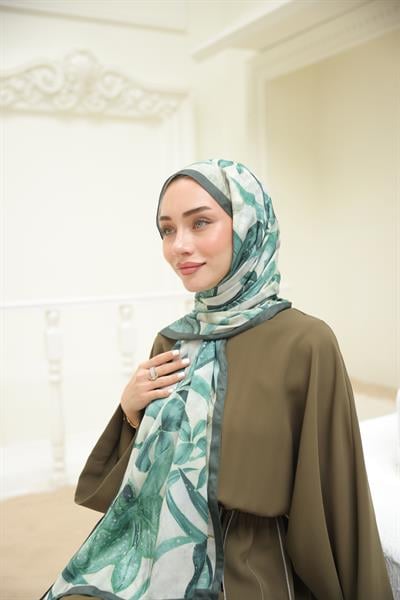 Menor Desenli Pamuk Şal Petrol Yeşili