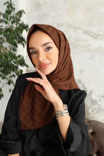 Monogram Desen Jakar Eşarp Acı Kahve