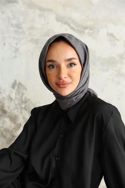 Monogram Desen Jakar Eşarp Füme