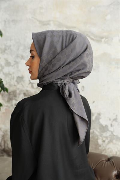 Monogram Desen Jakar Eşarp Füme