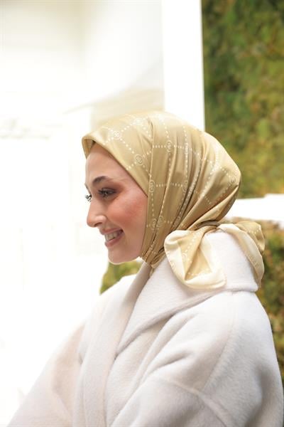 Nokta Desenli Pamuk Eşarp Hardal