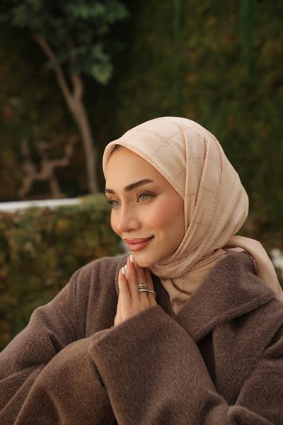 Nokta Desenli Pamuk Eşarp Nude