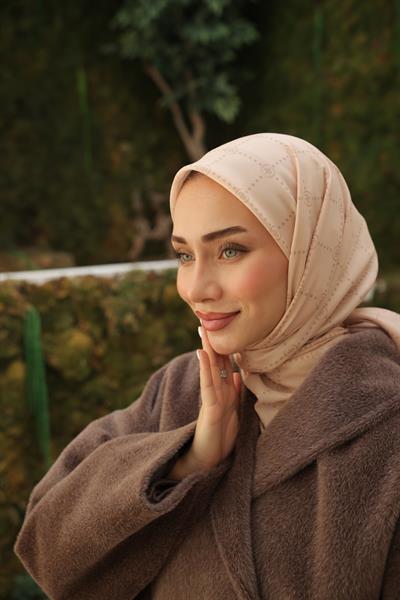 Nokta Desenli Pamuk Eşarp Nude