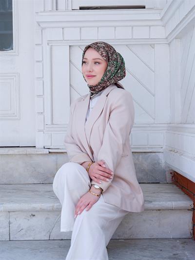 Olivia Desen Eşarp Çimen