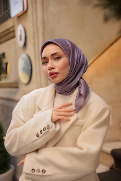 Valeria Desen İpeksi Jakar Eşarp Menekşe