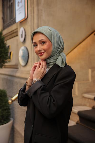 Valeria Desen İpeksi Jakar Eşarp Su Yeşili