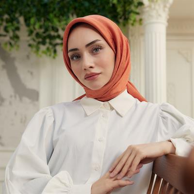 Valeria Desen İpeksi Jakar Eşarp Tarçın
