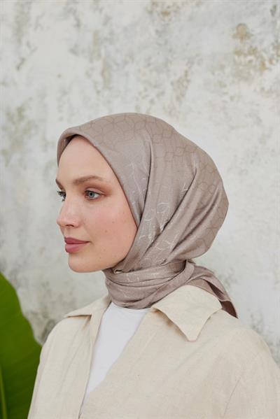 Valeria Desen İpeksi Jakar Eşarp Vizon