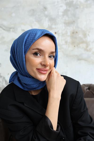 Yıldız Desen Jakar Eşarp Serisi Saks