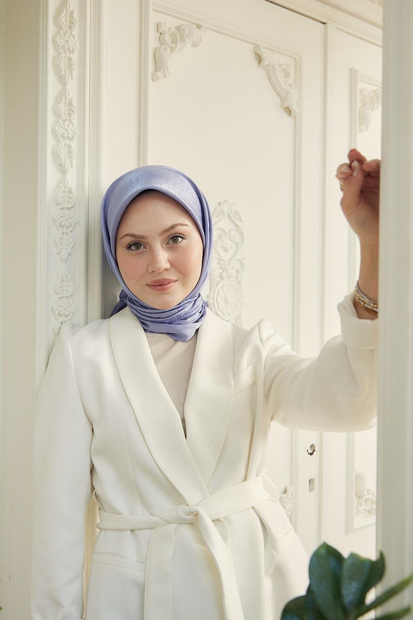 Chic Desen İpeksi Jakar Eşarp Leylak