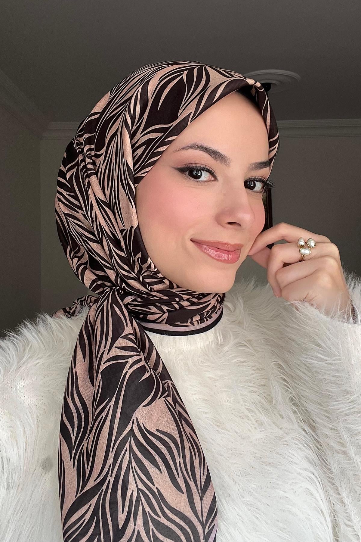 Elif Düzgün Seçimi - Shaw Desen Pamuk Eşarp Toprak