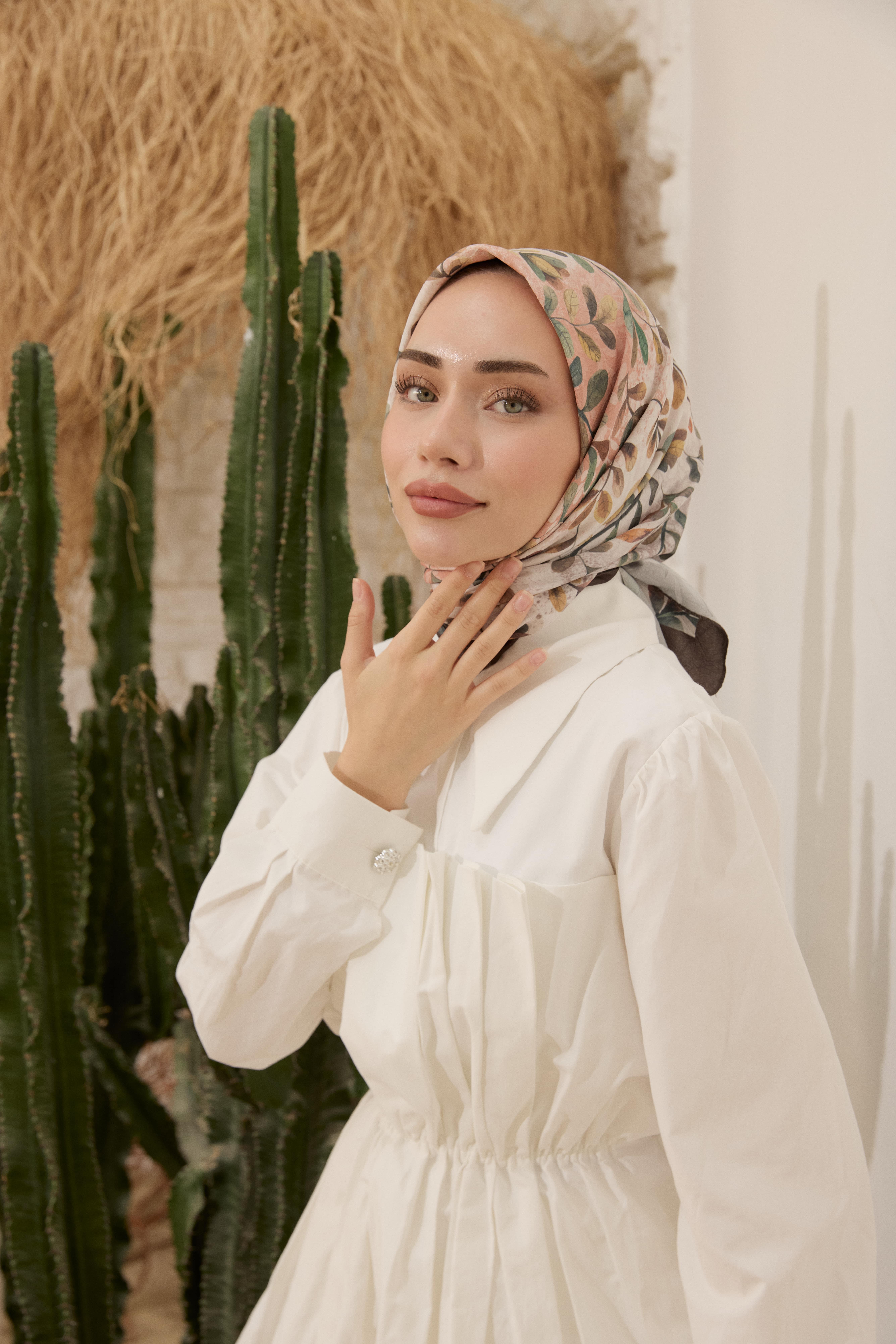 Leaf Desen Bambu Kraş Eşarp Fındık Kabuğu