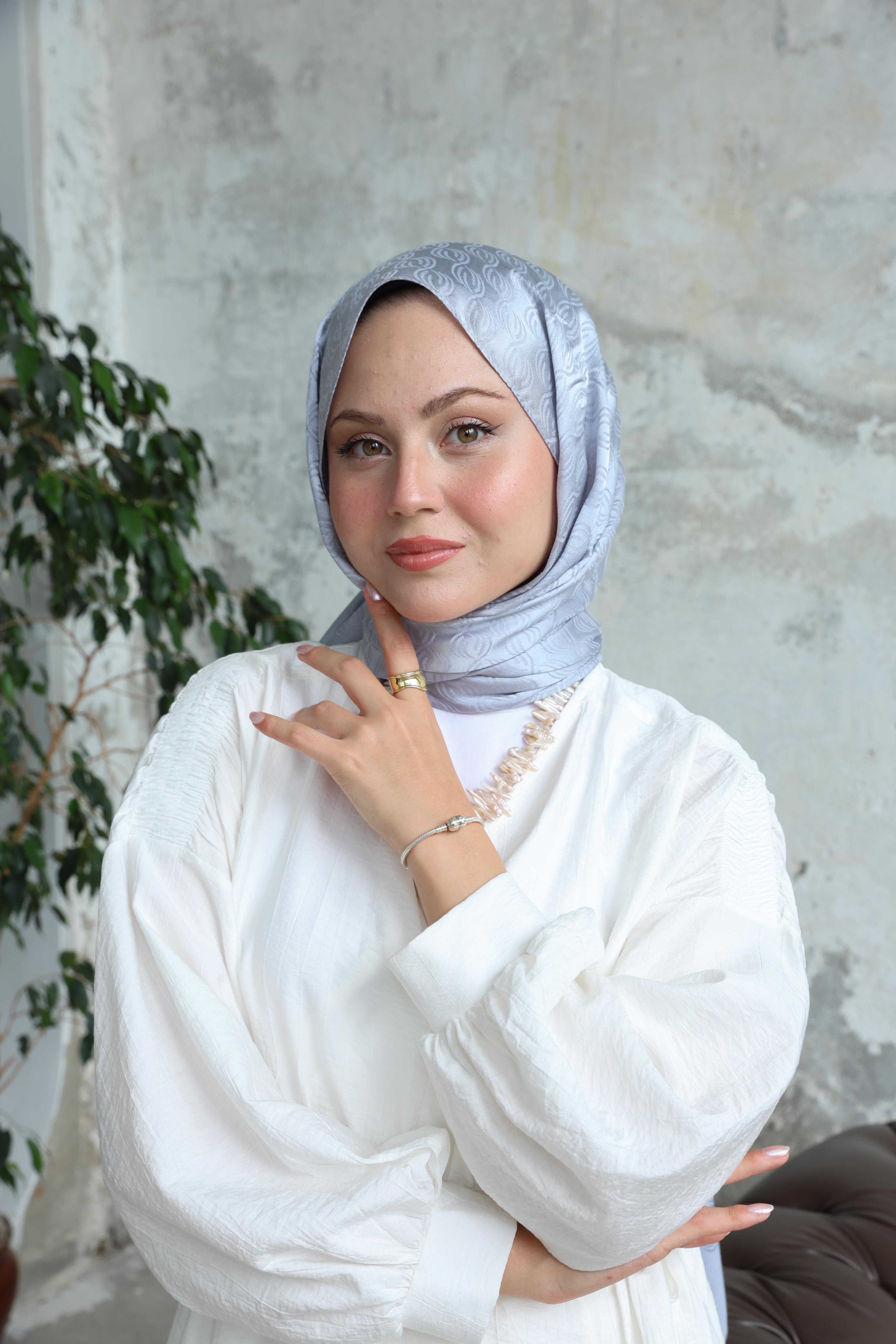 Midye Desen Jakar Şal Gümüş Gri