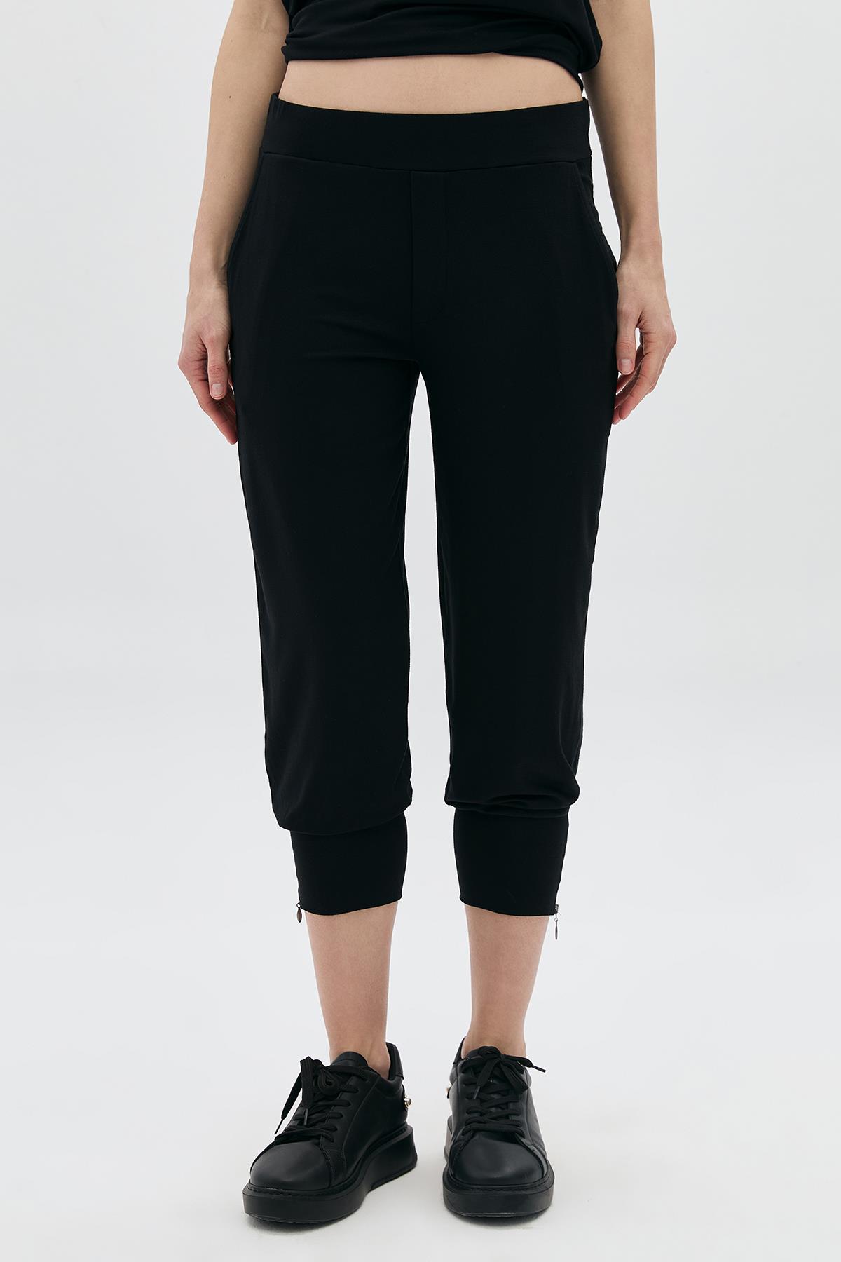 Paçası Fermuarlı Basic Kapri