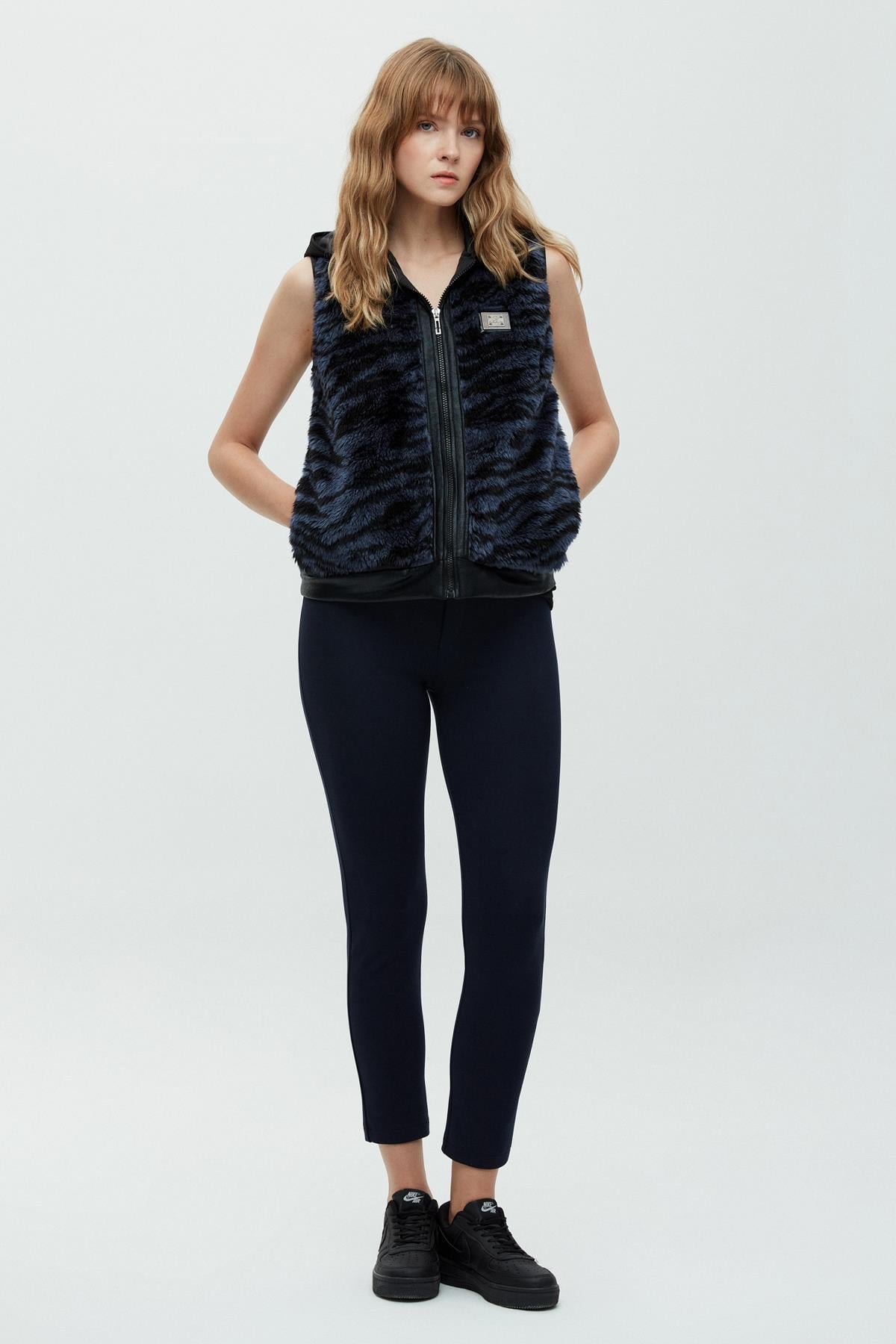 Zebralı İndigo Yelek