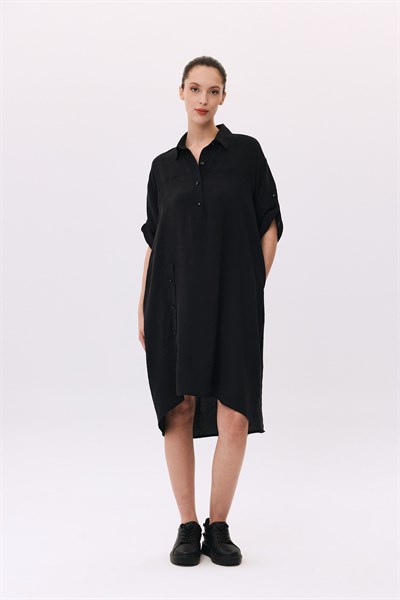 Oversize Düğme Detaylı Elbise