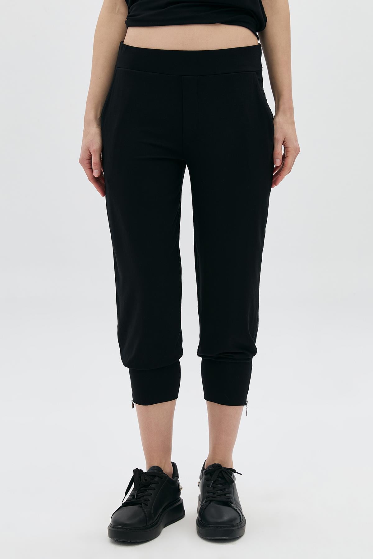 Paçası Fermuarlı Basic Kapri