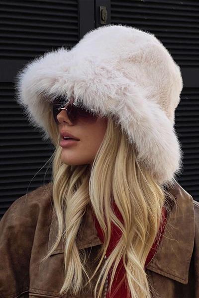 Bej Viral Rus Kalpak Şapka