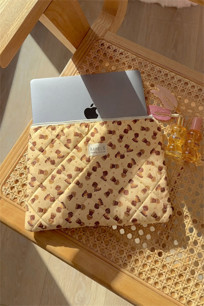 Honey Puppy XL Macbook ve Tablet Uyumlu Portföy Çanta