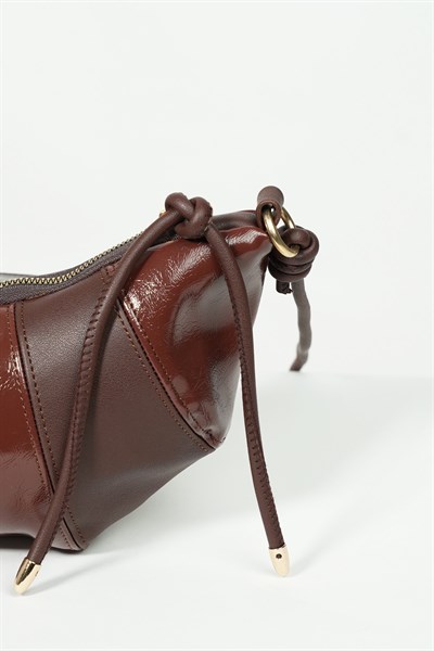 Kadın Rugan Acı Kahve Kruvasan Omuz Çantası