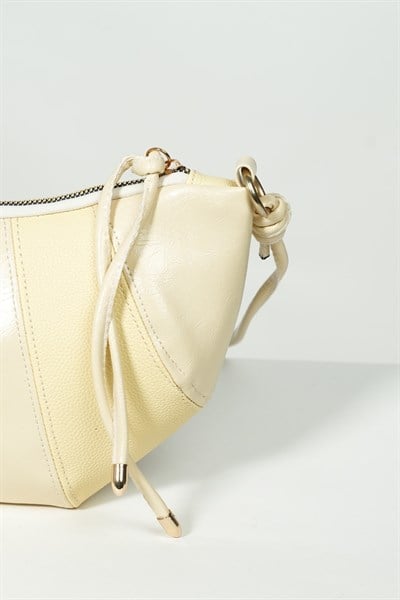 Kadın Rugan Sarı Kruvasan Omuz Çantası